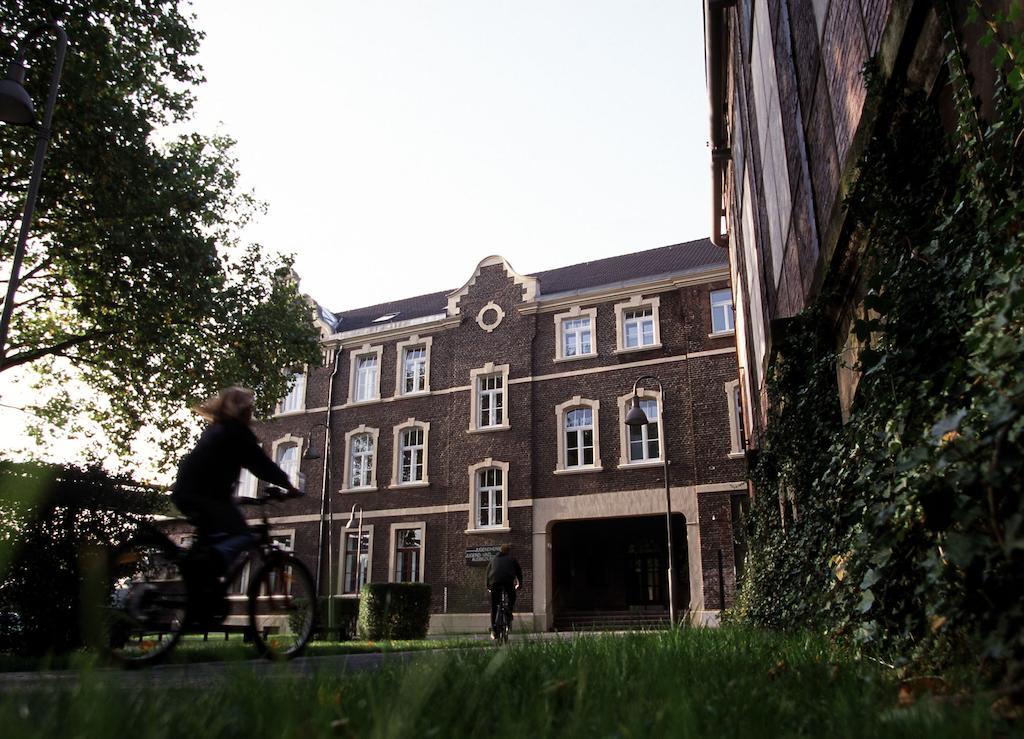 Jugendherberge Duisburg Landschaftspark Dış mekan fotoğraf